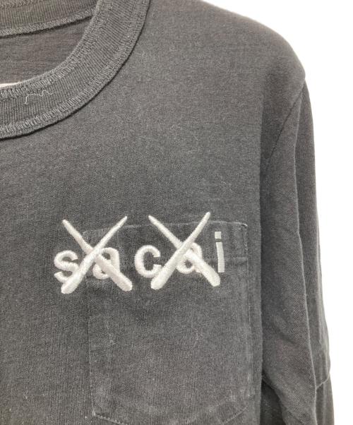 sacai（サカイ）sacai (サカイ) KAWS (カウズ) Embroidery Long Sleeve ブラックの古着・服飾アイテム