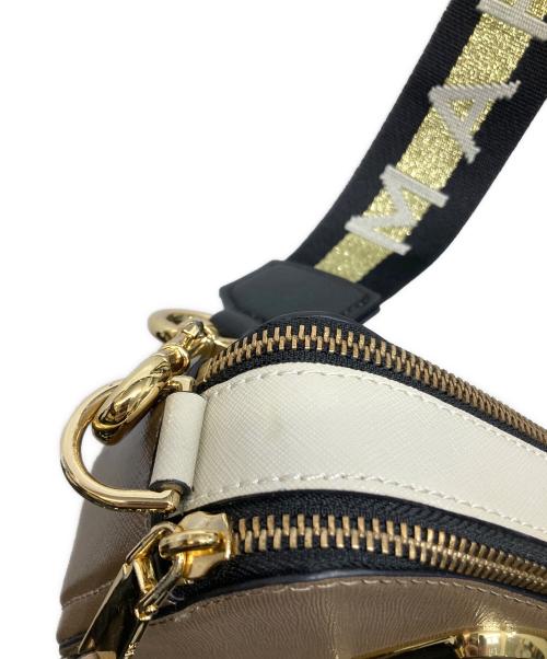 MARC JACOBS（マークジェイコブス）MARC JACOBS (マークジェイコブス) The Snapshot leather camera bag ブラウンの古着・服飾アイテム
