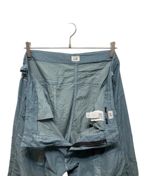 C.P COMPANY（シーピーカンパニー）C.P COMPANY (シーピーカンパニー) Flatt Nylon Thigh Pockets Pants ブルー サイズ:48の古着・服飾アイテム