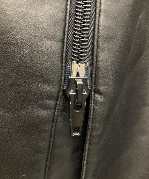 EMPORIO ARMANI（エンポリオ アルマーニ）EMPORIO ARMANI (エンポリオ アルマーニ) レザーライクジップコート ブラック サイズ:54の古着・服飾アイテム