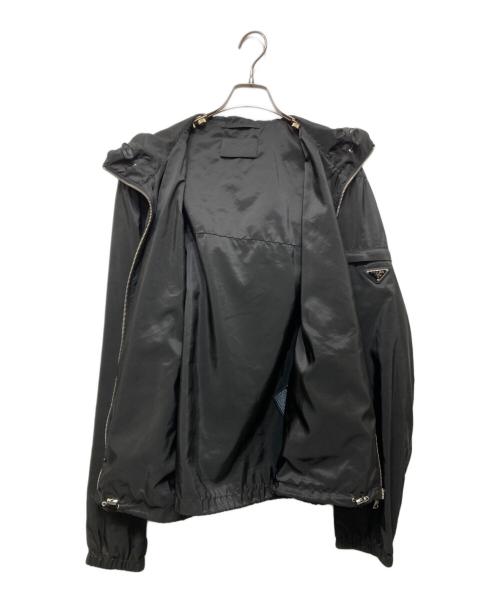 PRADA（プラダ）PRADA (プラダ) ナイロンジャケット Triangle Plate Nylon Hood Jacket ブラック サイズ:58の古着・服飾アイテム