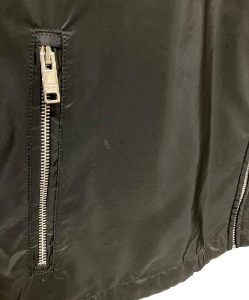 PRADA（プラダ）PRADA (プラダ) ナイロンジャケット Triangle Plate Nylon Hood Jacket ブラック サイズ:58の古着・服飾アイテム