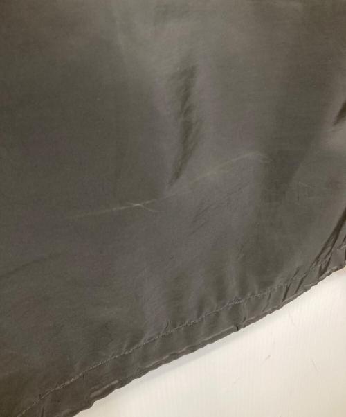 PRADA（プラダ）PRADA (プラダ) ナイロンジャケット Triangle Plate Nylon Hood Jacket ブラック サイズ:58の古着・服飾アイテム