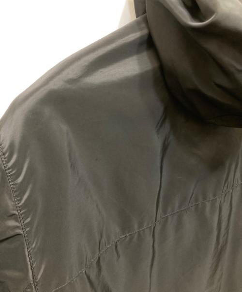 PRADA（プラダ）PRADA (プラダ) ナイロンジャケット Triangle Plate Nylon Hood Jacket ブラック サイズ:58の古着・服飾アイテム