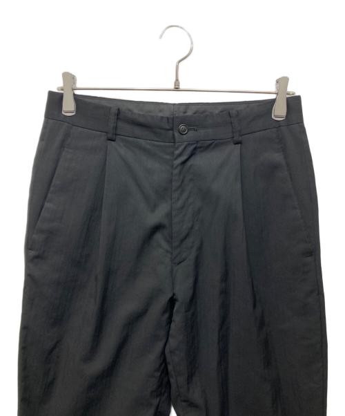 ISSEY MIYAKE MEN（イッセイミヤケメン）ISSEY MIYAKE MEN (イッセイミヤケメン) 90'sタックパンツ ブラック サイズ:Sの古着・服飾アイテム