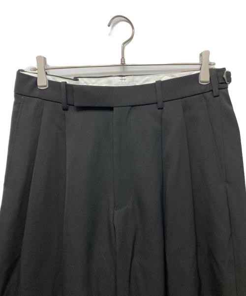 MARKA（マーカ）MARKA (マーカ) TWO TUCK BAGGY TROUSERS -2/60 WASHER WOOL GABARDINE ブラック サイズ:2の古着・服飾アイテム