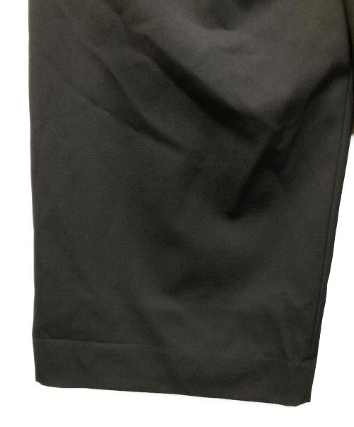 MARKA（マーカ）MARKA (マーカ) TWO TUCK BAGGY TROUSERS -2/60 WASHER WOOL GABARDINE ブラック サイズ:2の古着・服飾アイテム