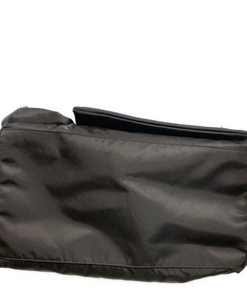 ANYA HINDMARCH（アニヤ・ハインドマーチ）ANYA HINDMARCH (アニヤ・ハインドマーチ) MULTI POCKET TOTE ブラックの古着・服飾アイテム