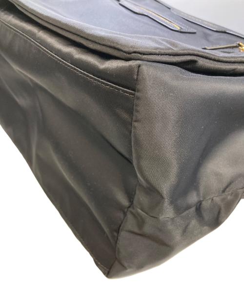 ANYA HINDMARCH（アニヤ・ハインドマーチ）ANYA HINDMARCH (アニヤ・ハインドマーチ) MULTI POCKET TOTE ブラックの古着・服飾アイテム