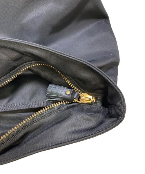 ANYA HINDMARCH（アニヤ・ハインドマーチ）ANYA HINDMARCH (アニヤ・ハインドマーチ) MULTI POCKET TOTE ブラックの古着・服飾アイテム