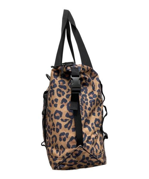 SUPREME（シュプリーム）Supreme (シュプリーム) Zip tote Leopard トートバッグ ベージュの古着・服飾アイテム