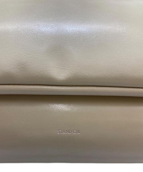 STAND OIL（スタンドオイル）STAND OIL (スタンドオイル) FLUFFY REGULAR ショルダーバッグ ホワイト サイズ:-の古着・服飾アイテム