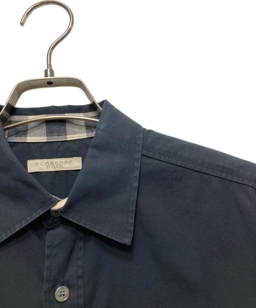 BURBERRY BRIT（バーバリーブリット）BURBERRY BRIT (バーバリーブリット) ロングスリーブシャツ ブラック サイズ:Pの古着・服飾アイテム