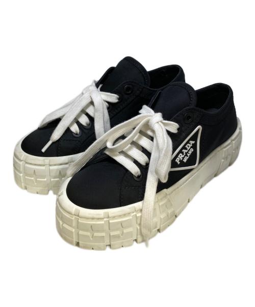 PRADA（プラダ）PRADA (プラダ) ダブルホイールナイロンギャバジンスニーカー ブラック サイズ:35 1/2の古着・服飾アイテム