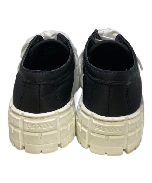 PRADA（プラダ）PRADA (プラダ) ダブルホイールナイロンギャバジンスニーカー ブラック サイズ:35 1/2の古着・服飾アイテム