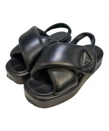 PRADA（プラダ）の古着「パデットナッパレザーサンダル」｜ブラック