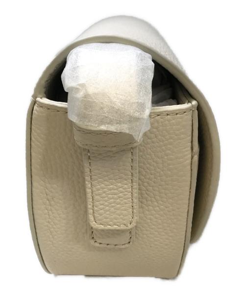 OHGA（オオガ）OHGA (オオガ) フラップ式ショルダーバッグ ベージュ 未使用品の古着・服飾アイテム