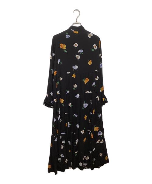 GANNI（ガニー）Ganni (ガニー) フローラル スモック ドレス ブラック サイズ:34の古着・服飾アイテム