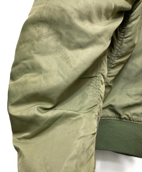 AVIREX（アヴィレックス）AVIREX (アヴィレックス) ワッペン付きMA-1ジャケット　28-A6755 オリーブ サイズ:Lの古着・服飾アイテム