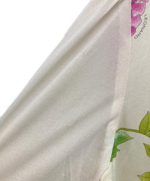 LEONARD FASHION（レオナールファッション）LEONARD FASHION (レオナールファッション) フラワープリントワンピース ベージュ サイズ:Lの古着・服飾アイテム