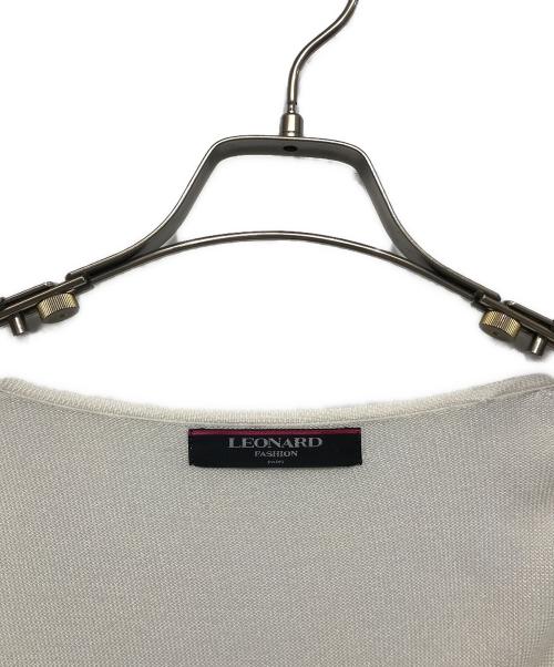 LEONARD FASHION（レオナールファッション）LEONARD FASHION (レオナールファッション) ニットカーディガン ホワイト サイズ:Mの古着・服飾アイテム