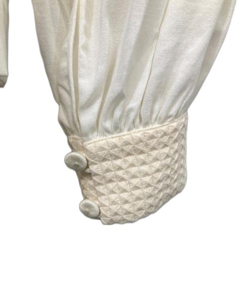 HERMES（エルメス）HERMES (エルメス) 長袖ブラウス ホワイト サイズ:36の古着・服飾アイテム