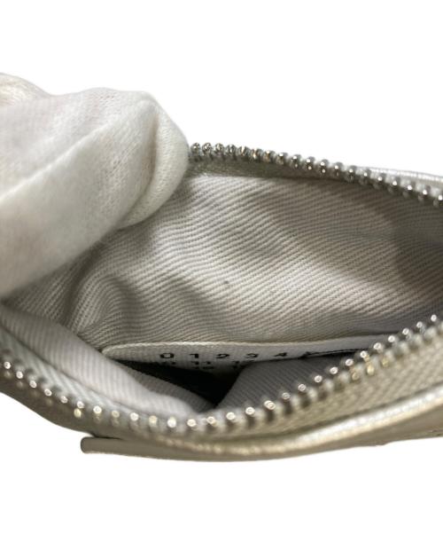 MM6 Maison Margiela（エムエムシックスメゾンマルジェラ）MM6 Maison Margiela (エムエムシックスメゾンマルジェラ) コインケース シルバーの古着・服飾アイテム