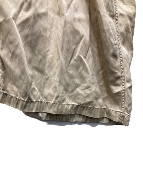 Maison MIHARA YASUHIRO（メゾン ミハラ ヤスヒロ）Maison MIHARA YASUHIRO (メゾン ミハラ ヤスヒロ) サテンカーゴパンツ ベージュ サイズ:38の古着・服飾アイテム