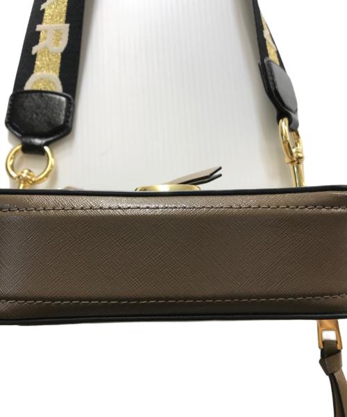 MARC JACOBS（マークジェイコブス）MARC JACOBS (マークジェイコブス) スナップショット ブラウンの古着・服飾アイテム