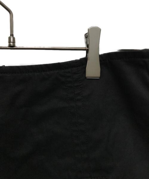 tricot COMME des GARCONS（トリココムデギャルソン）tricot COMME des GARCONS (トリココムデギャルソン) フロントボタンデザインスカート ブラック サイズ:Mの古着・服飾アイテム