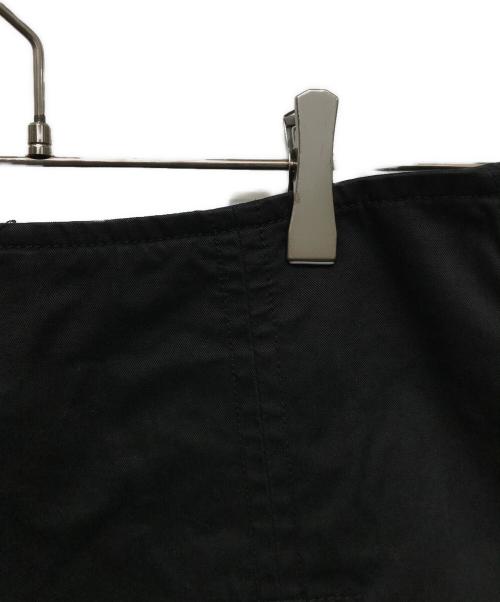 tricot COMME des GARCONS（トリココムデギャルソン）tricot COMME des GARCONS (トリココムデギャルソン) フロントボタンデザインスカート ブラック サイズ:Mの古着・服飾アイテム
