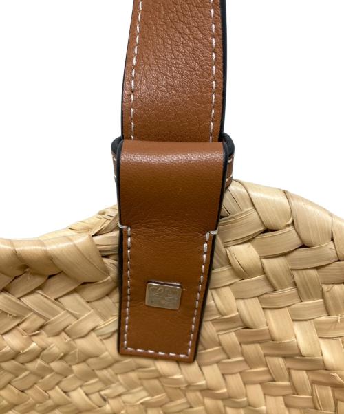 LOEWE（ロエベ）LOEWE (ロエベ) アナグラムカゴバッグスモールバスケット ベージュの古着・服飾アイテム