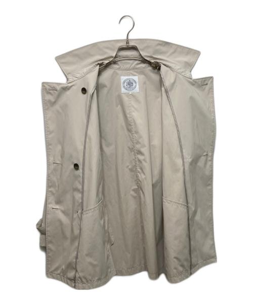 J.PRESS（ジェイプレス）J.PRESS (ジェイプレス) 【洗える・撥水】Reポリアーティローザ シングル トレンチコート ベージュ サイズ:T15の古着・服飾アイテム