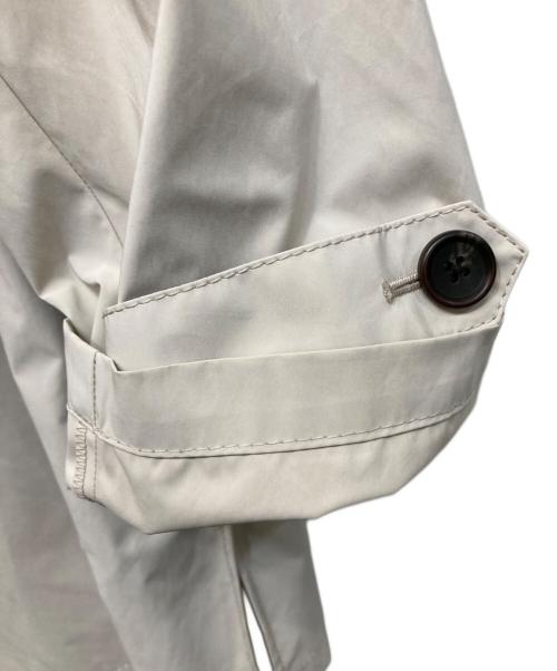 J.PRESS（ジェイプレス）J.PRESS (ジェイプレス) 【洗える・撥水】Reポリアーティローザ シングル トレンチコート ベージュ サイズ:T15の古着・服飾アイテム