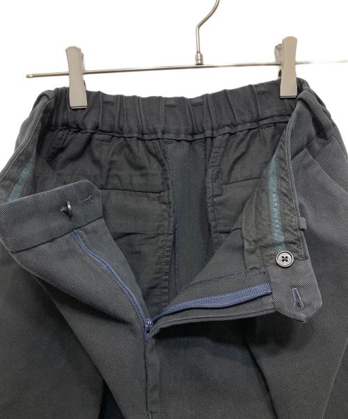 MARKAWARE（マーカウェア）MARKAWARE (マーカウェア) PLEATED WIDE TROUSERS / A23A-04PT01C ブラック サイズ:3の古着・服飾アイテム