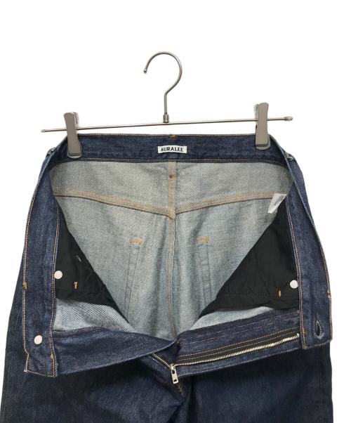 AURALEE（オーラリー）AURALEE (オーラリー) HARD TWIST DENIM WIDE PANTS / A22SP03DM インディゴ サイズ:32の古着・服飾アイテム
