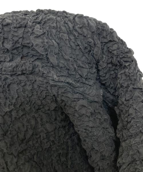 me ISSEY MIYAKE（ミーイッセイ ミヤケ）me ISSEY MIYAKE (ミーイッセイ ミヤケ) シワ加工ポロシャツ ブラック サイズ:FREEの古着・服飾アイテム