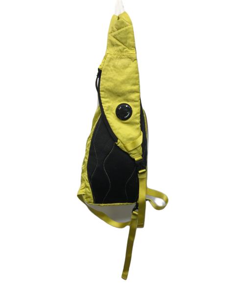 C.P COMPANY（シーピーカンパニー）C.P COMPANY (シーピーカンパニー) NYLON B CROSSBODY BACKPACK イエローの古着・服飾アイテム