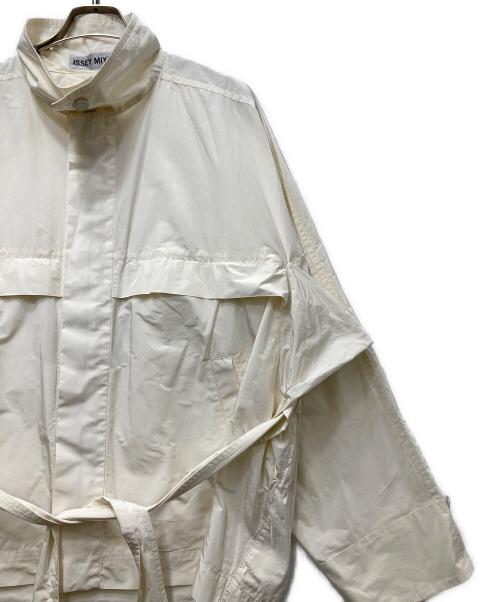 ISSEY MIYAKE（イッセイミヤケ）ISSEY MIYAKE (イッセイミヤケ) Crumpled U ジャケット ベージュ サイズ:4の古着・服飾アイテム