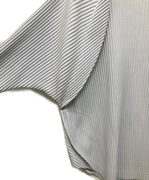 HOMME PLISSE ISSEY MIYAKE（オム プリッセ イッセイ ミヤケ）HOMME PLISSE ISSEY MIYAKE (オム プリッセ イッセイ ミヤケ) プリーツカットソー グレー サイズ:3の古着・服飾アイテム