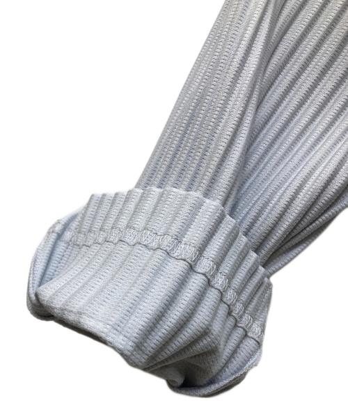 HOMME PLISSE ISSEY MIYAKE（オム プリッセ イッセイ ミヤケ）HOMME PLISSE ISSEY MIYAKE (オム プリッセ イッセイ ミヤケ) プリーツカットソー グレー サイズ:3の古着・服飾アイテム