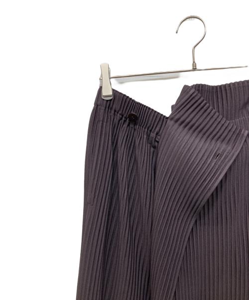 HOMME PLISSE ISSEY MIYAKE（オム プリッセ イッセイ ミヤケ）HOMME PLISSE ISSEY MIYAKE (オム プリッセ イッセイ ミヤケ) アシンメトリープリーツワイドパンツ ブラウン サイズ:3の古着・服飾アイテム