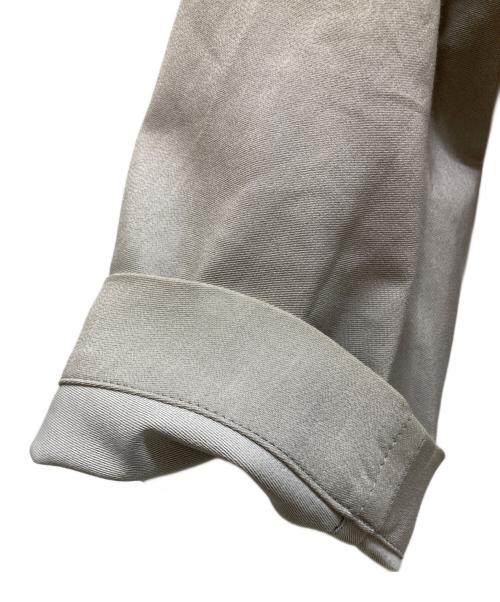 A-POC ABLE ISSEY MIYAKE（エイポック エイブル イッセイ ミヤケ）A-POC ABLE ISSEY MIYAKE (エイポック エイブル イッセイ ミヤケ) Solid Color Single-Breasted Long Sleeve Jacket グレー サイズ:3の古着・服飾アイテム