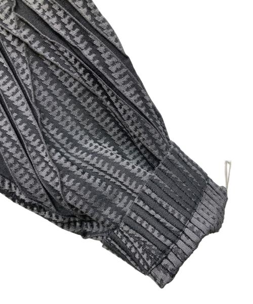 A-POC ABLE ISSEY MIYAKE（エイポック エイブル イッセイ ミヤケ）A-POC ABLE ISSEY MIYAKE (エイポック エイブル イッセイ ミヤケ) TYPE-S 001-1 ブラック サイズ:3の古着・服飾アイテム