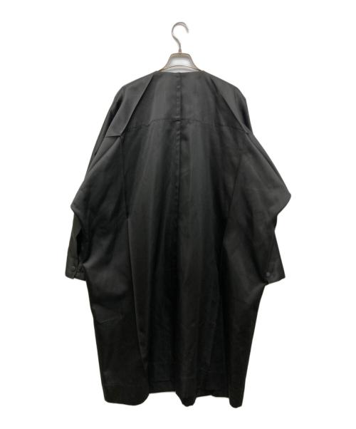 132 5. ISSEY MIYAKE（132 5. イッセイ ミヤケ）132 5. ISSEY MIYAKE (132 5. イッセイ ミヤケ) ポリエステルノーカラーコート ブラック×グリーン サイズ:3の古着・服飾アイテム