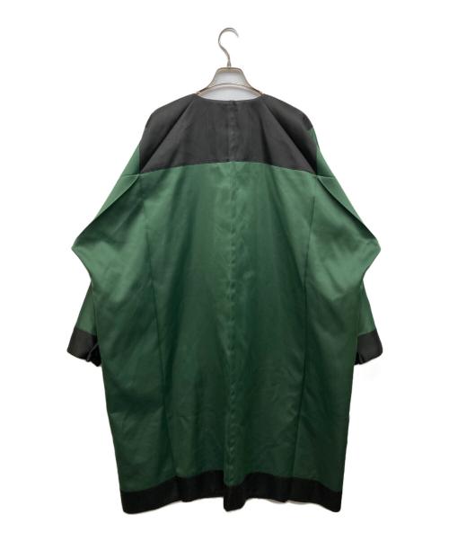 132 5. ISSEY MIYAKE（132 5. イッセイ ミヤケ）132 5. ISSEY MIYAKE (132 5. イッセイ ミヤケ) ポリエステルノーカラーコート ブラック×グリーン サイズ:3の古着・服飾アイテム