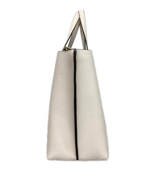 COACH（コーチ）COACH (コーチ) モリー トート 25 ホワイトの古着・服飾アイテム