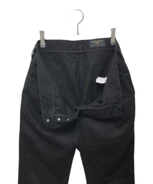 DOLCE & GABBANA（ドルチェ＆ガッバーナ）DOLCE & GABBANA (ドルチェ＆ガッバーナ) バック刺繍デニムパンツ ブラック サイズ:50の古着・服飾アイテム