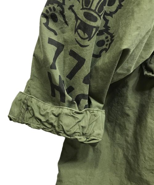 Hysteric Glamour（ヒステリックグラマー）Hysteric Glamour (ヒステリックグラマー) FIRE BEAR 774 M-51 モッズコート カーキ サイズ:Mの古着・服飾アイテム
