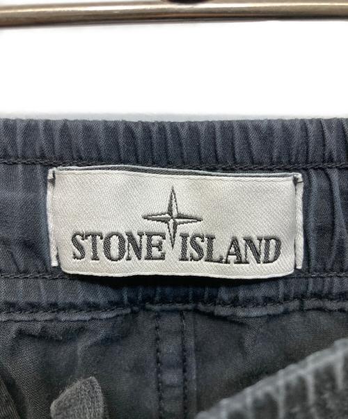 STONE ISLAND（ストーンアイランド）STONE ISLAND (ストーンアイランド) ガーメントダイコットンウールストレッチサテンシャーリングテーパードリブカーゴパンツ ブラック サイズ:31の古着・服飾アイテム